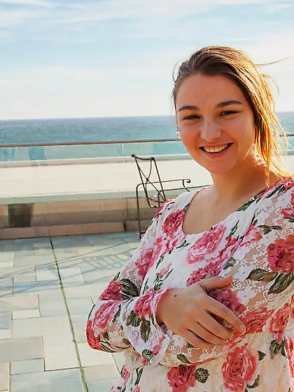 Saggy tits amateur boots