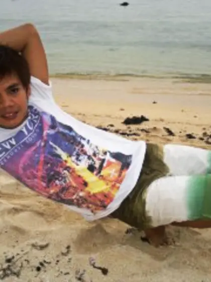 Brunette gieken101 perform anal