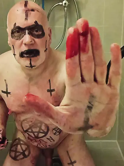 Satan Slave Cuts Open His Own Nipples