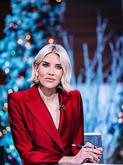 Charissa Thompson - Christmas