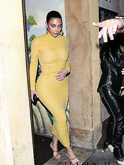 Kim Kardashian Hot
