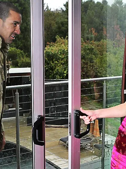 Oral sex action is what stunning Casi James wants all the time.