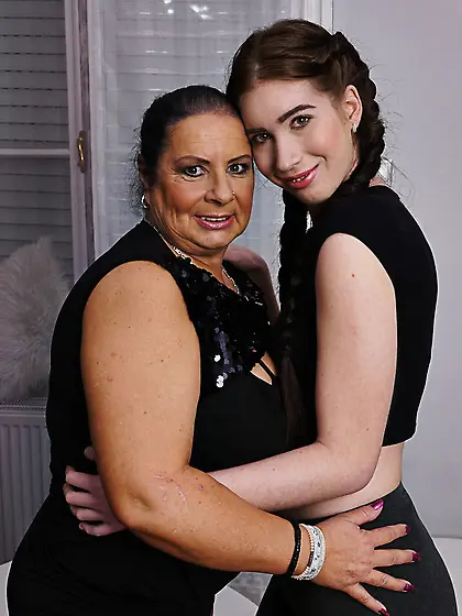 Pretty chubby lesbian