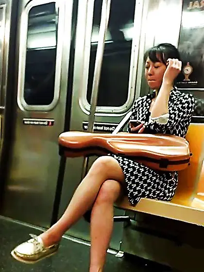 Fresh York Subway Gals