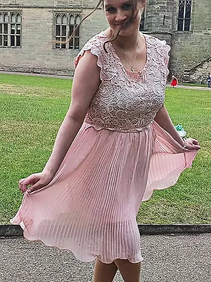 Do you think she's hot? Leave a comment :p