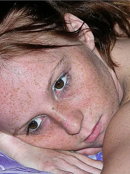 ALYSSA - 4, 000 HIGH-RES PICS - (2000X1600) - WEBSITE LINK