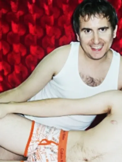 Brunette aitorspanish redhead richardx