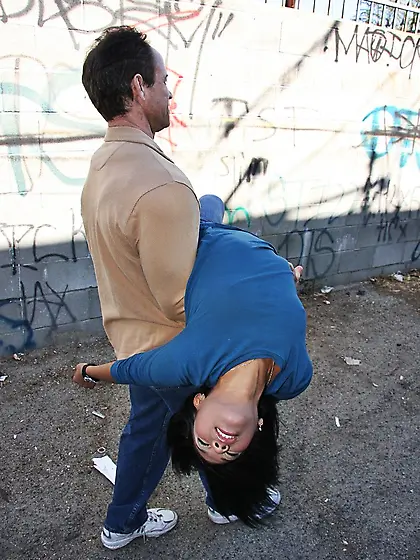 Petite latina bukkake