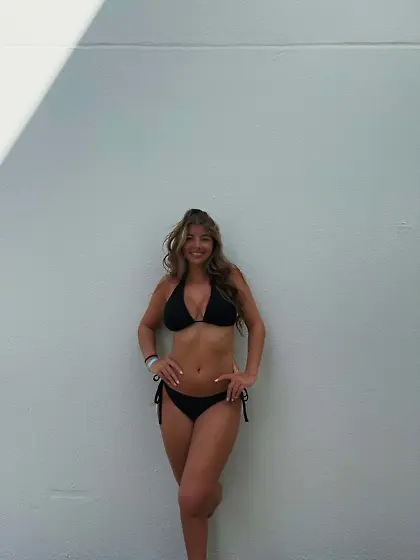 Gracie Busty Cute Nonnude NN