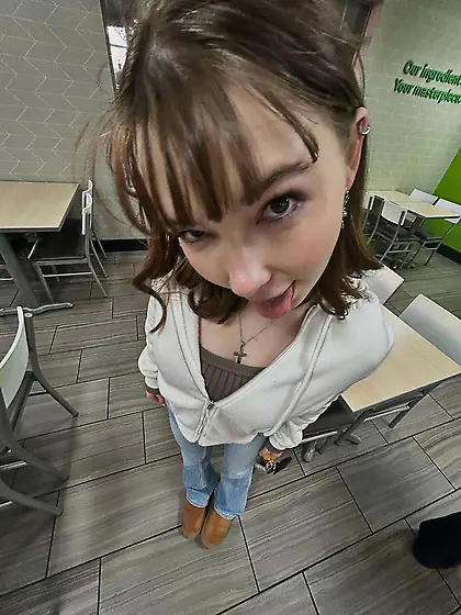 Girls From Threads Dez. 25