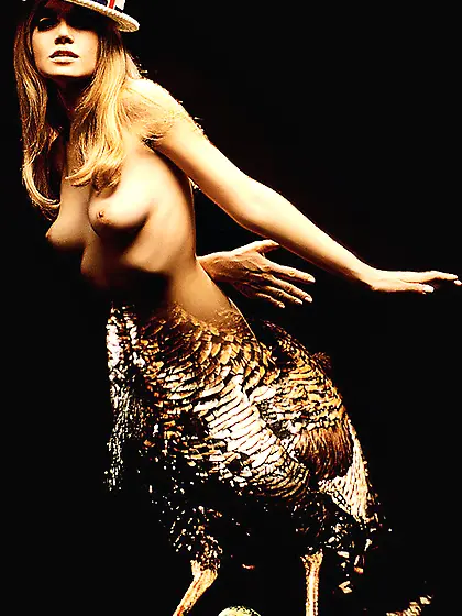 Busty blonde harpy huntress