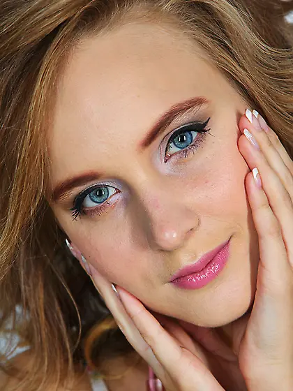 Russian clothed thin glamour