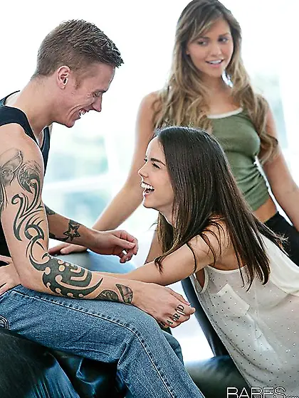 Hd big tits threesome