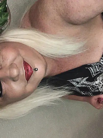 Horny hot step mom teachers how to masturbate