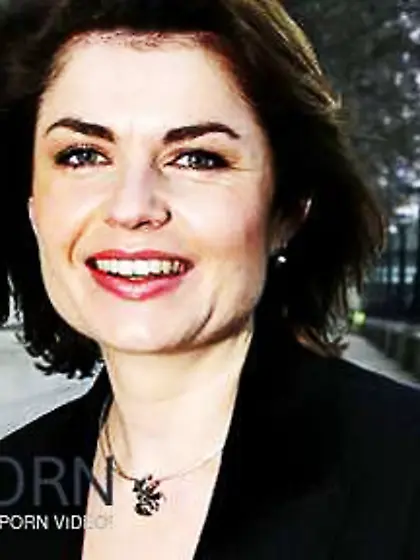 Jane Hill (girl/girl newsreader)