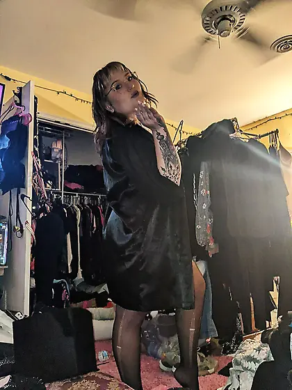 Her dad must be so proud of his stinky ginger slut