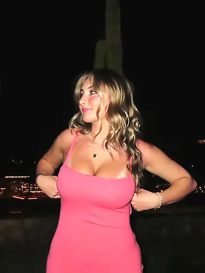 Chloe Johnson Busty Cute Teen NN Nonnude