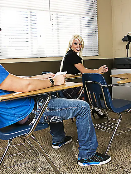 Sweet blonde schoolgirl gets banged by her classmate during a lo