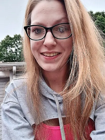 32yo blonde white trash slut with small saggy tits