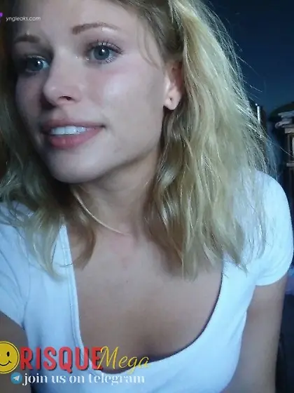 Brooke E - Cock Guzzling & Road Head Expert