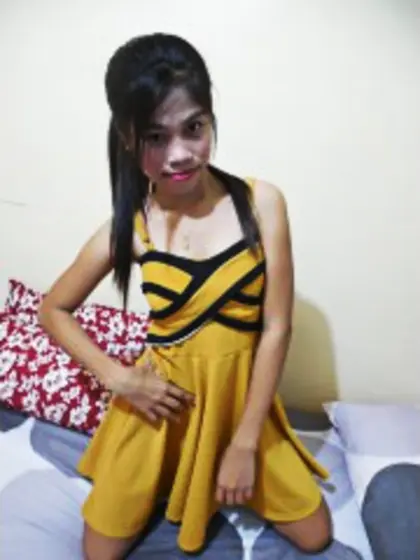 Brunette Teen Appleofmyeyex.