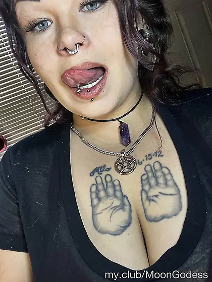 Samara Moans Free Photos