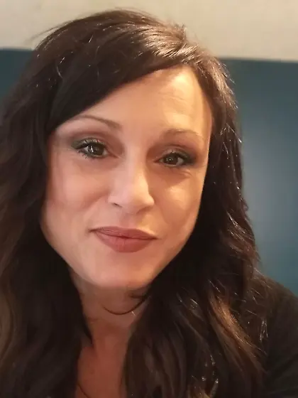 Christy had fun showing her tits for GGW