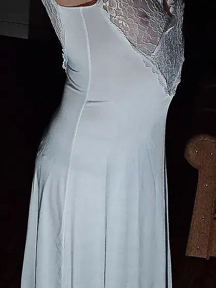 Muž v dámském prádle