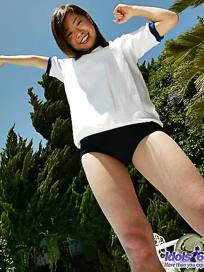 Horny Asian college girl Yuka Idols is stripping until the eroti