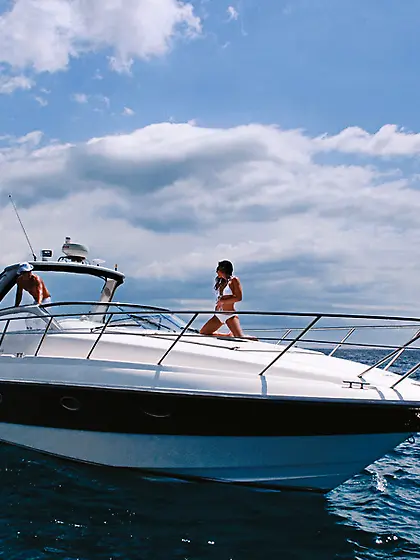 Foxy babe sunglasses teases