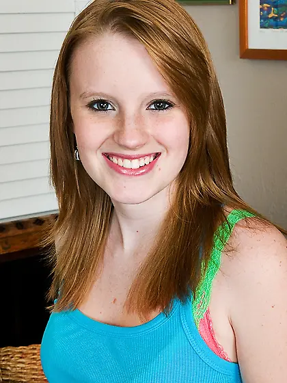 Small tits teen amateur lingerie