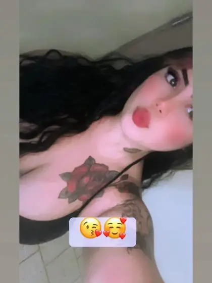 let me suck your dick daddy eat your bitch out too