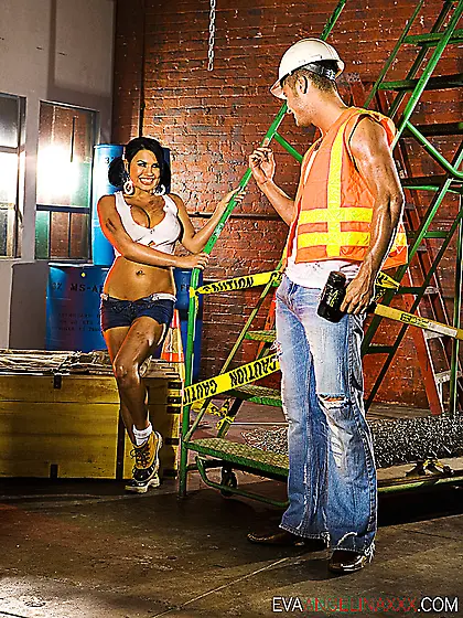 Hot brunette pornstar Eva Angelina lets her lover eat her pussy