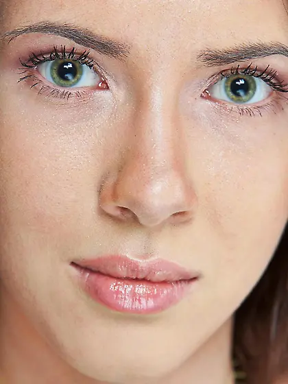 Sweet brunette babe Margo G is teasing with sexy smile and eroti