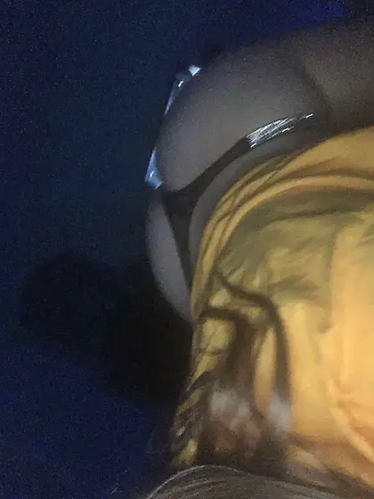 Teen shows off her arch