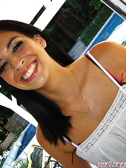 Big brown eyes captivate