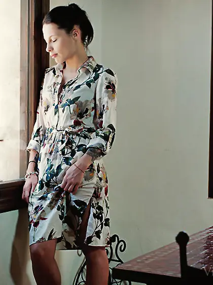 Luscious babe multi colored