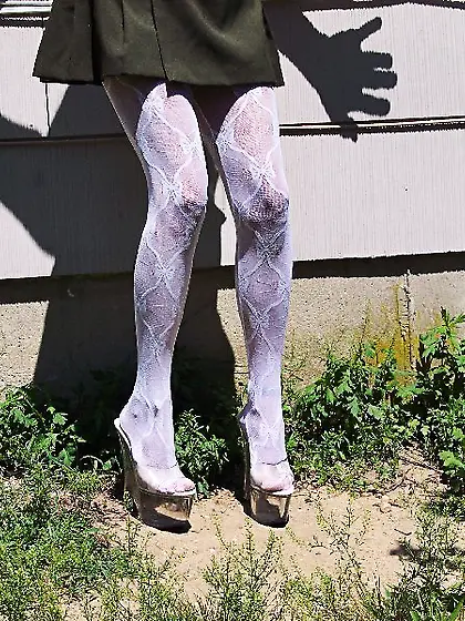 Gagging Moon Aynjl from United States