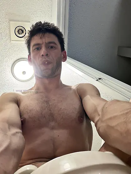 After using you for hours,  sweaty hair a mess musc