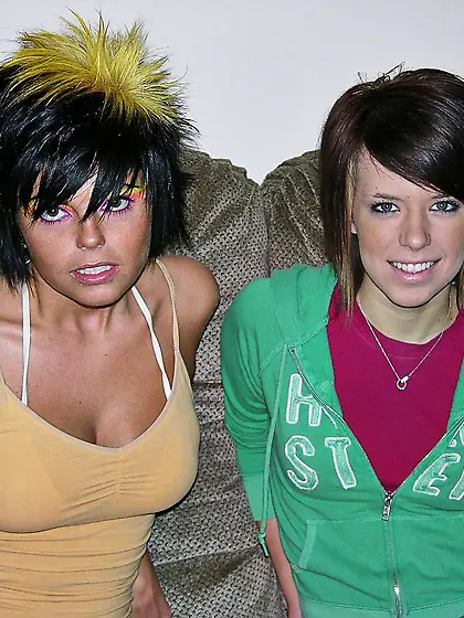 CHLOE AND DEE - 900 PICS (2000X1600) - WEBSITE LINK