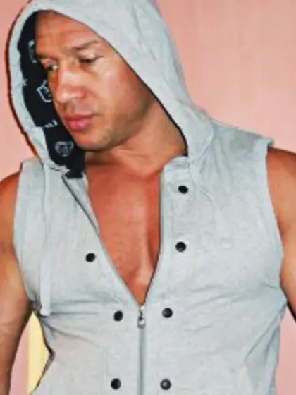 Brunette david perform close