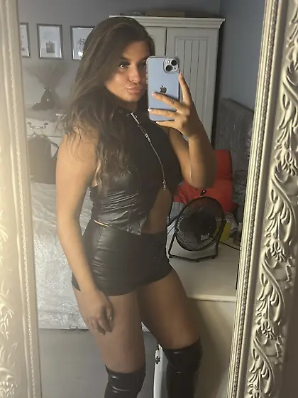 Sexy British chav slut