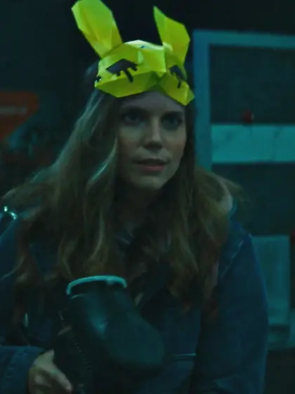 Wake up Charlotte Stoiber (29) Emily Rabbit