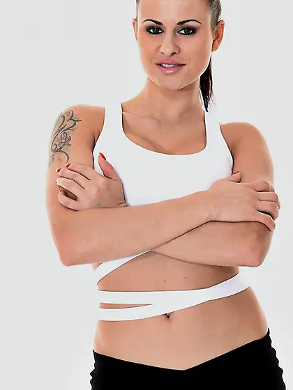 When hotly rubbing the trimmed nub this lustful chick Billie Sta