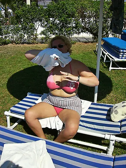 BBW Barby from United Kingdom Barby Holiday