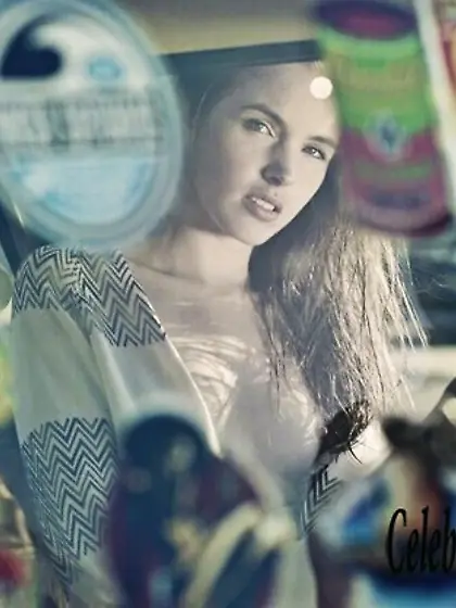 Olivia Rogers Topless