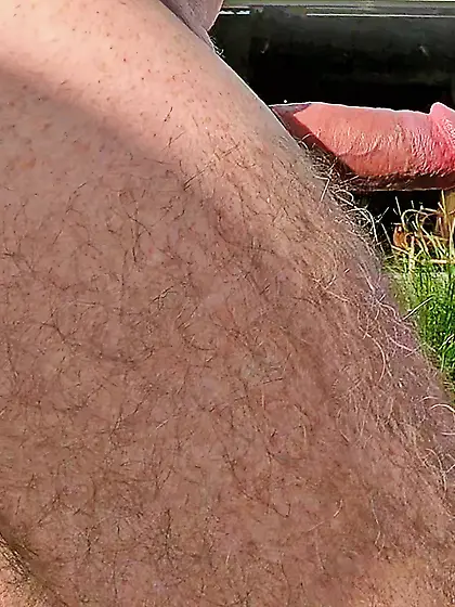 WNBR Byron Bay erection flasher CFNM smile n wave