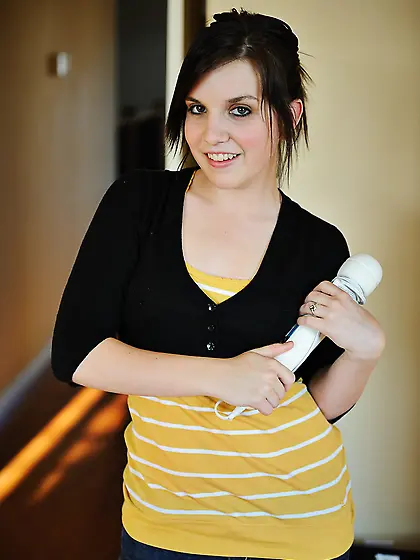 Attractive teen gal Myra FTV takes off her blue jeans and shows