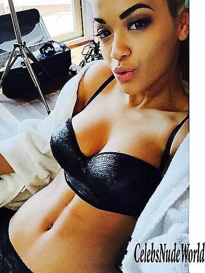 Rita Ora cleavage photos