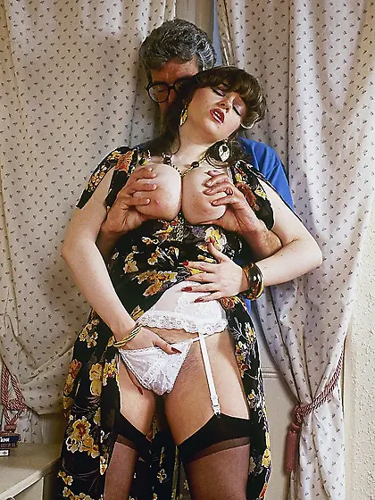 Luscious babes alluring bodies